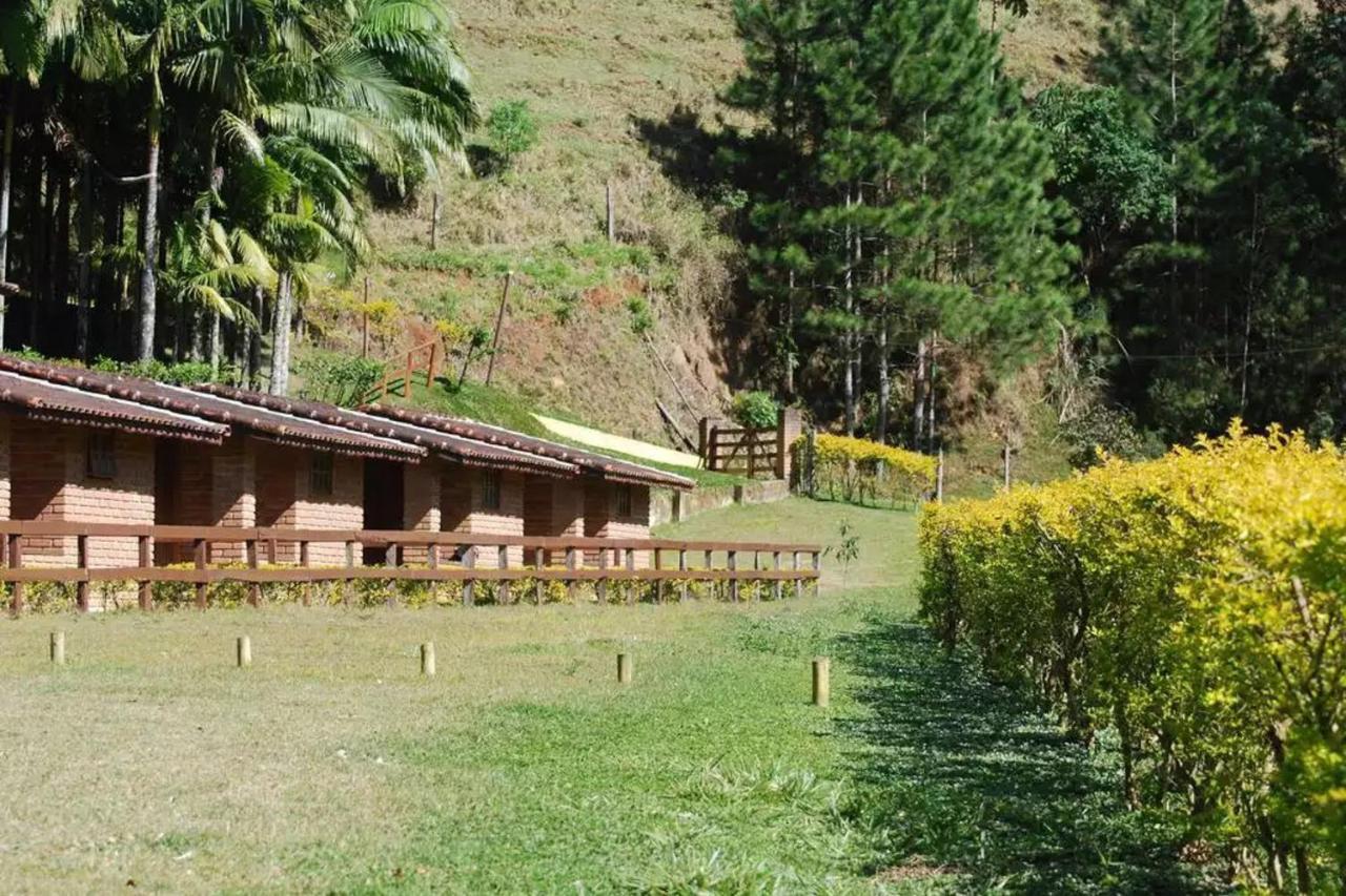 Pousada Vale Das Flores São Francisco Xavier Exterior foto